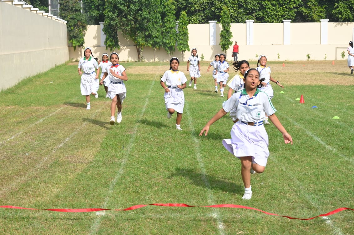 माधवराव सिंधिया पब्लिक स्कूल में वार्षिक खेलकूद प्रतिस्पर्धा जोश 2023 का आरम्भ