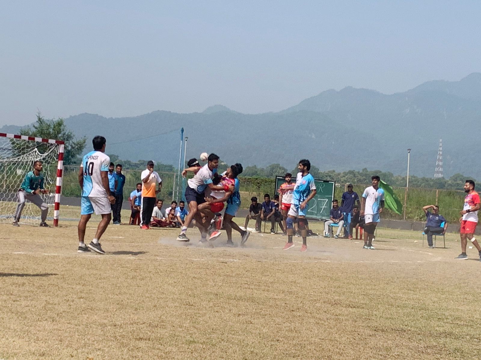 पूर्वोत्तर रेलवे ने उत्तर रेलवे को 33-29 गोल से परास्त कर चैम्पियंस ट्राफी पर कब्जा जमाया