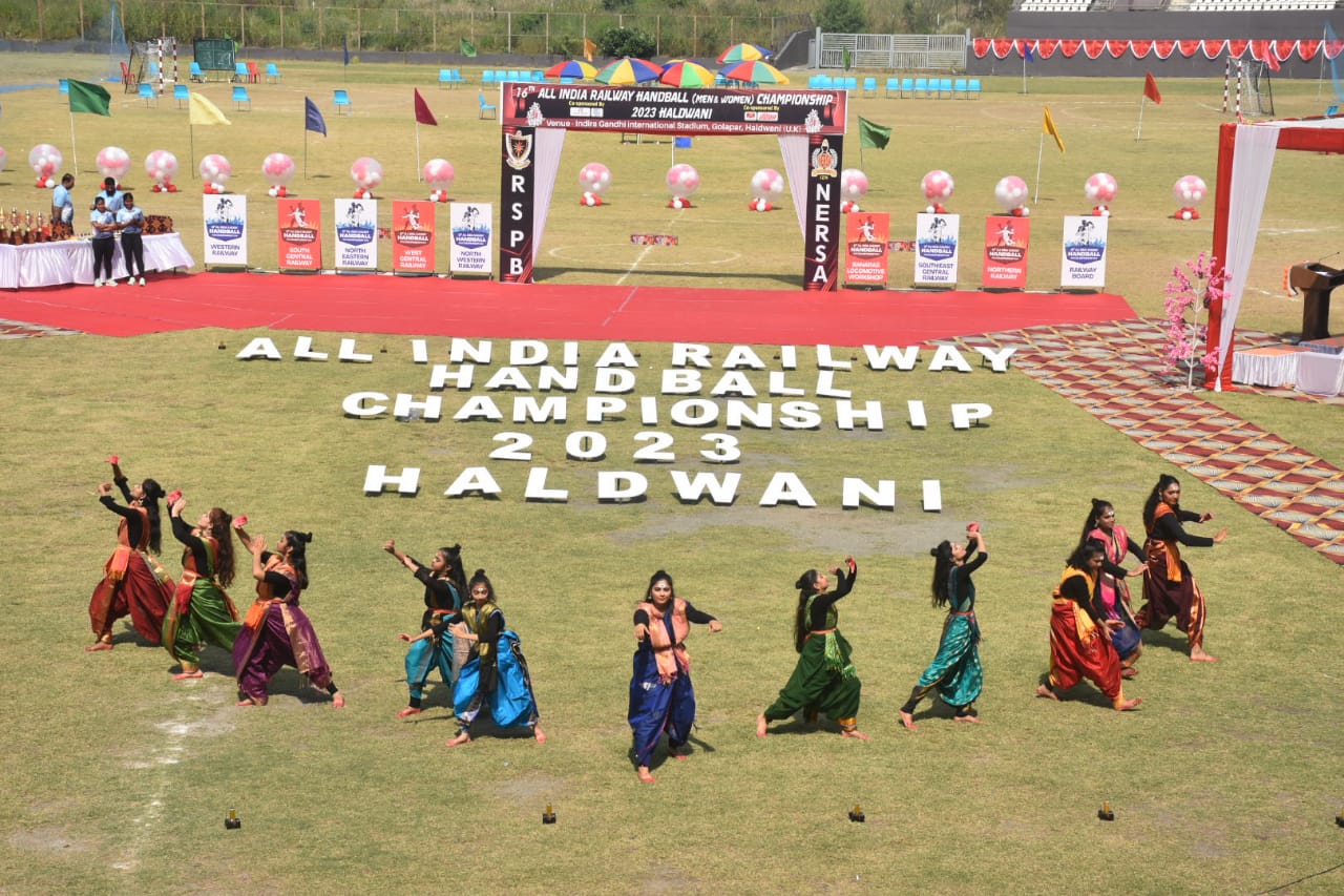 पूर्वोत्तर रेलवे ने उत्तर रेलवे को 33-29 गोल से परास्त कर चैम्पियंस ट्राफी पर कब्जा जमाया