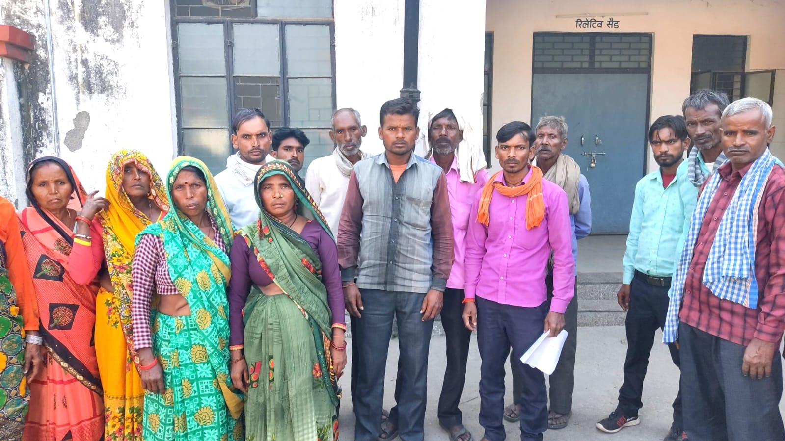 स्प्लेंडर नही मिलने पर विवाहिता की गला दबाकर हत्या , परिजनों ने लगाया आरोप