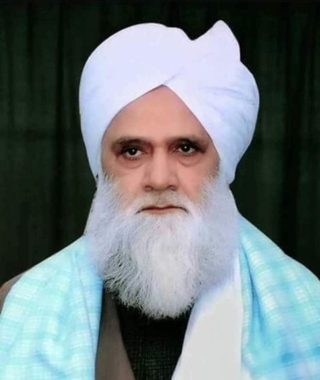 जनाज़े की नमाज़ में बड़ी तादात में अकीदतमंद शामिल हुए नम आंखों से विदाई