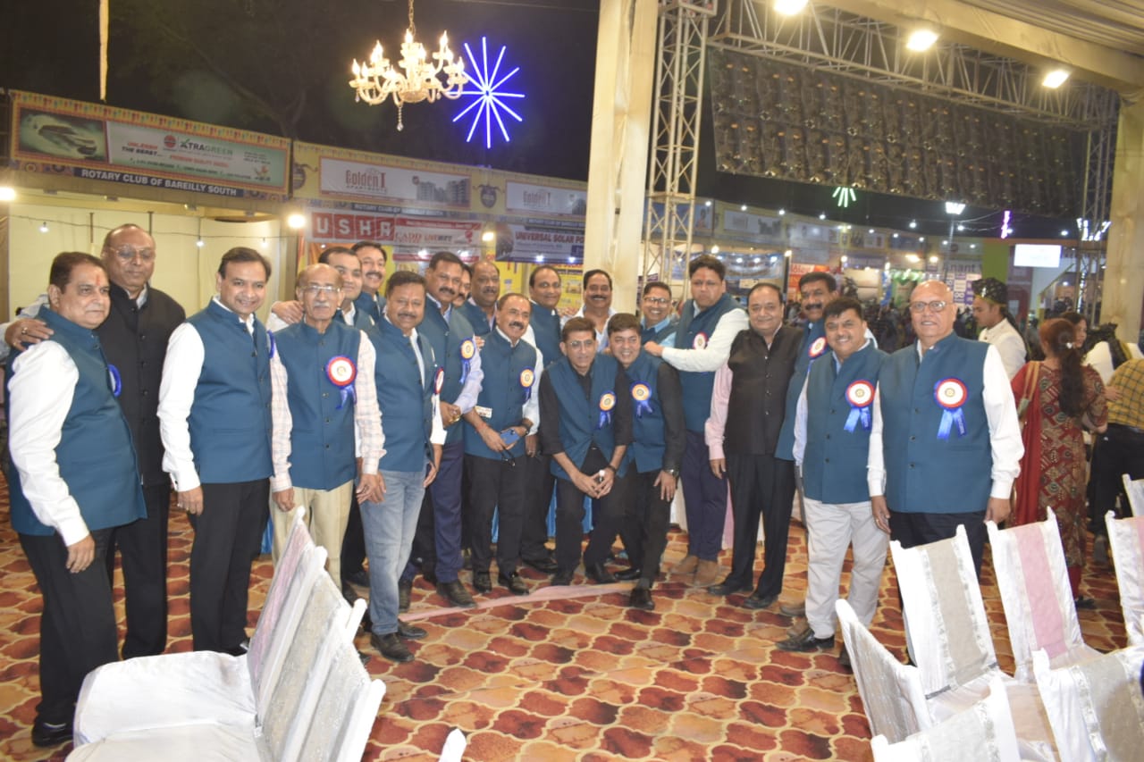 मेले में बरेली के बच्चों ने दिखाई अपनी डांस और गायन की प्रतिभा