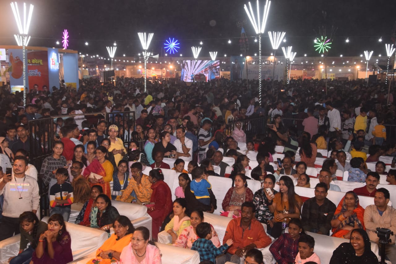 मेला क़्वीन बनी सोनम वर्मा , मेघनाथ कुंभकरण और रावण का हुआ दहन