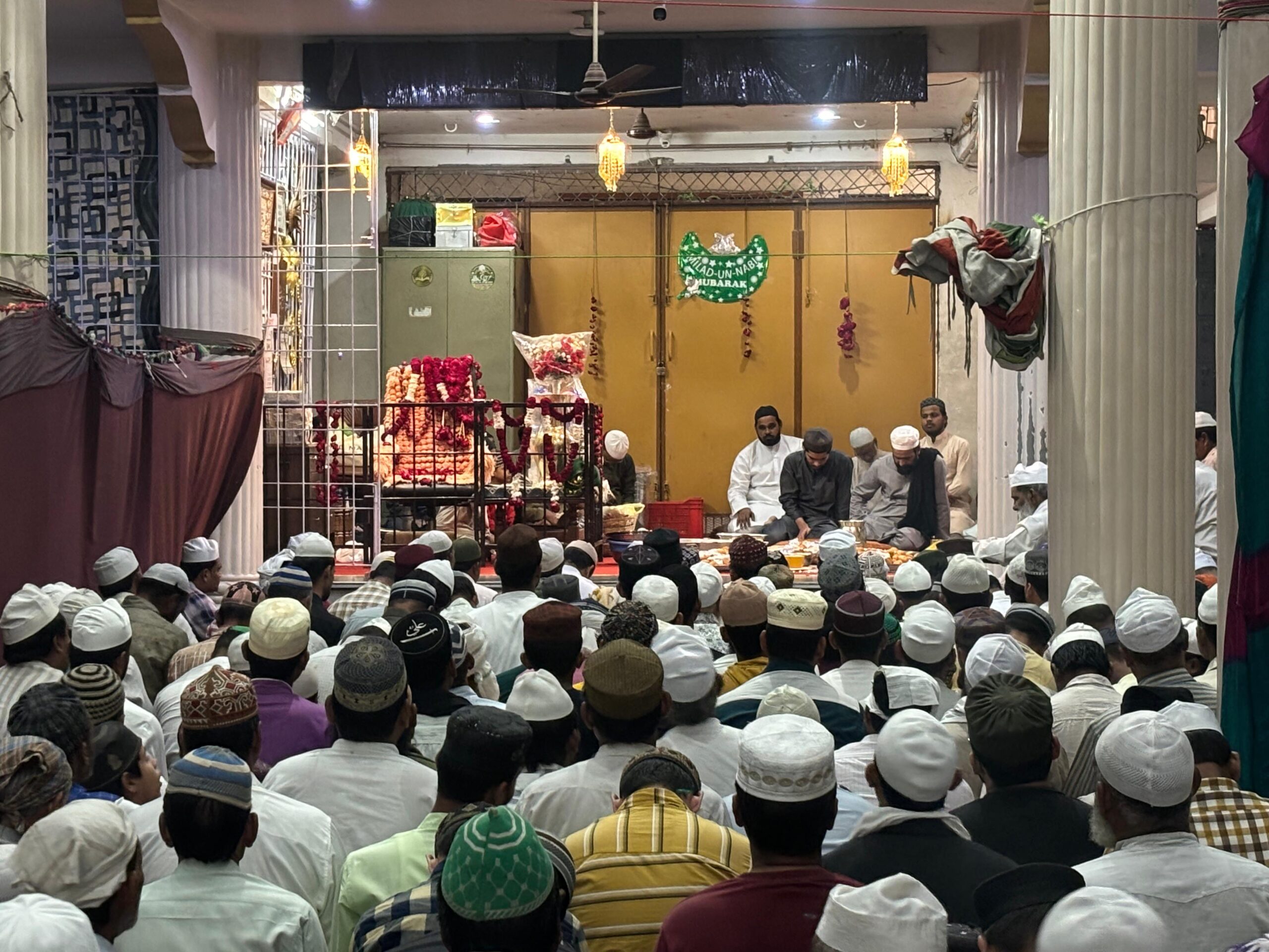 हज़रत पीरो मुरशिद शाह मुहम्मद सकलैन मियां हुज़ूर के दसवें की फातिहा का शानदार एहतिमाम