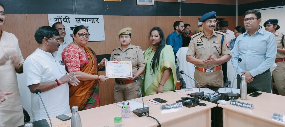 फतेहपुर में मिशन शक्ति फेज 4 का आगाज, रवाना हुई रैली