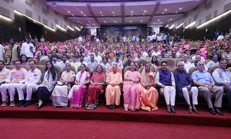 हर क्षेत्र में संभावनाएं, उनको समय से चुनने और उस पर सरपट दौड़ने की आवश्यकता: सीएम योगी