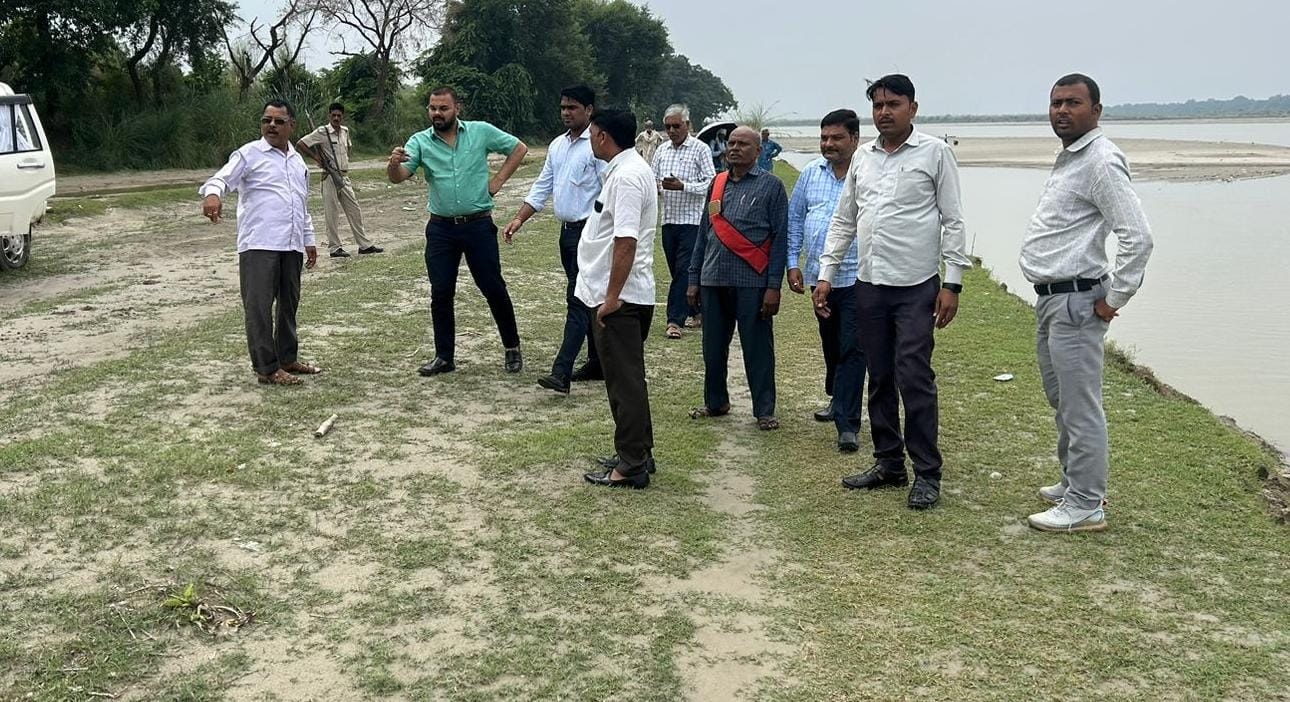 Fatehpur: प्रतिमाओं के विसर्जन के लिए जिला प्रशासन की तैयारियां तेज