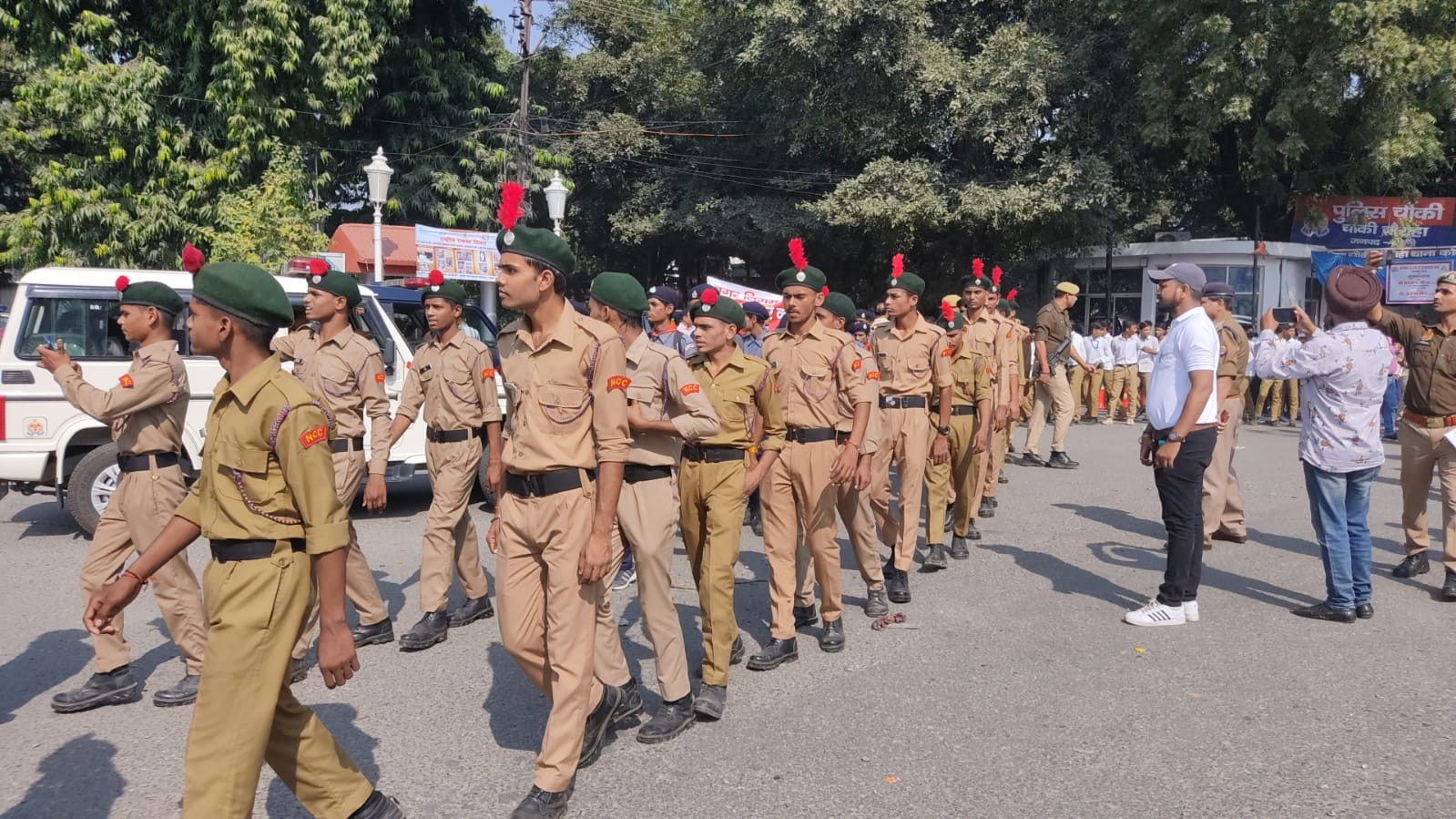 यातायात माह की रैली को झंडी दिखाकर एडीजी ने किया रवाना , यातयात माह की आज से शुरुआत