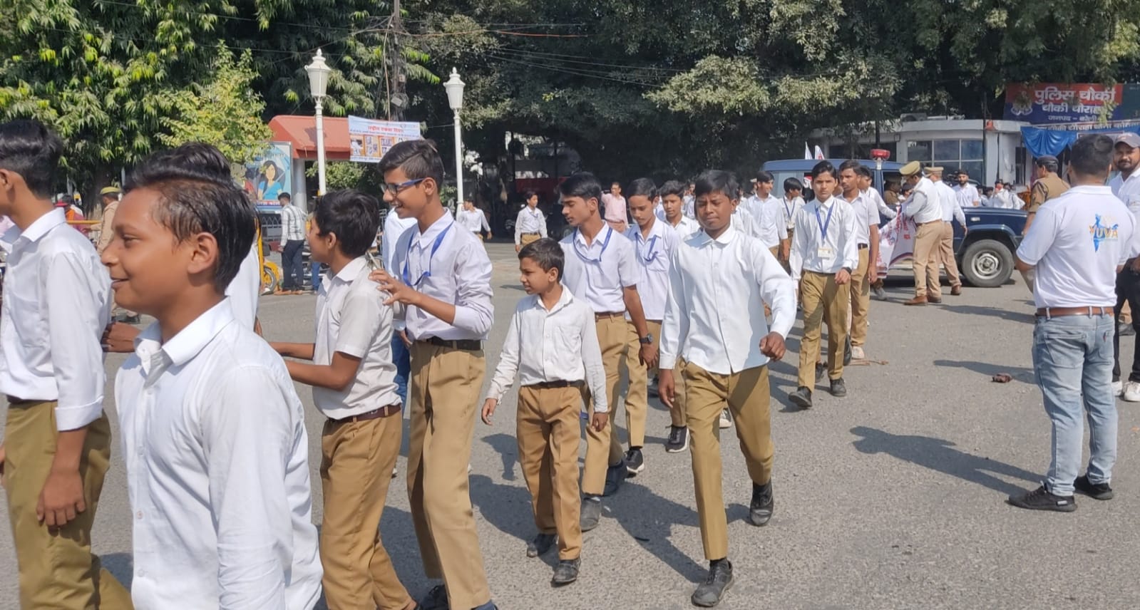 यातायात माह की रैली को झंडी दिखाकर एडीजी ने किया रवाना , यातयात माह की आज से शुरुआत