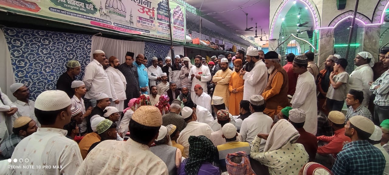 दरगाह शाहदाना वली पर 5 गरीब कन्याओं की हुई शादियां