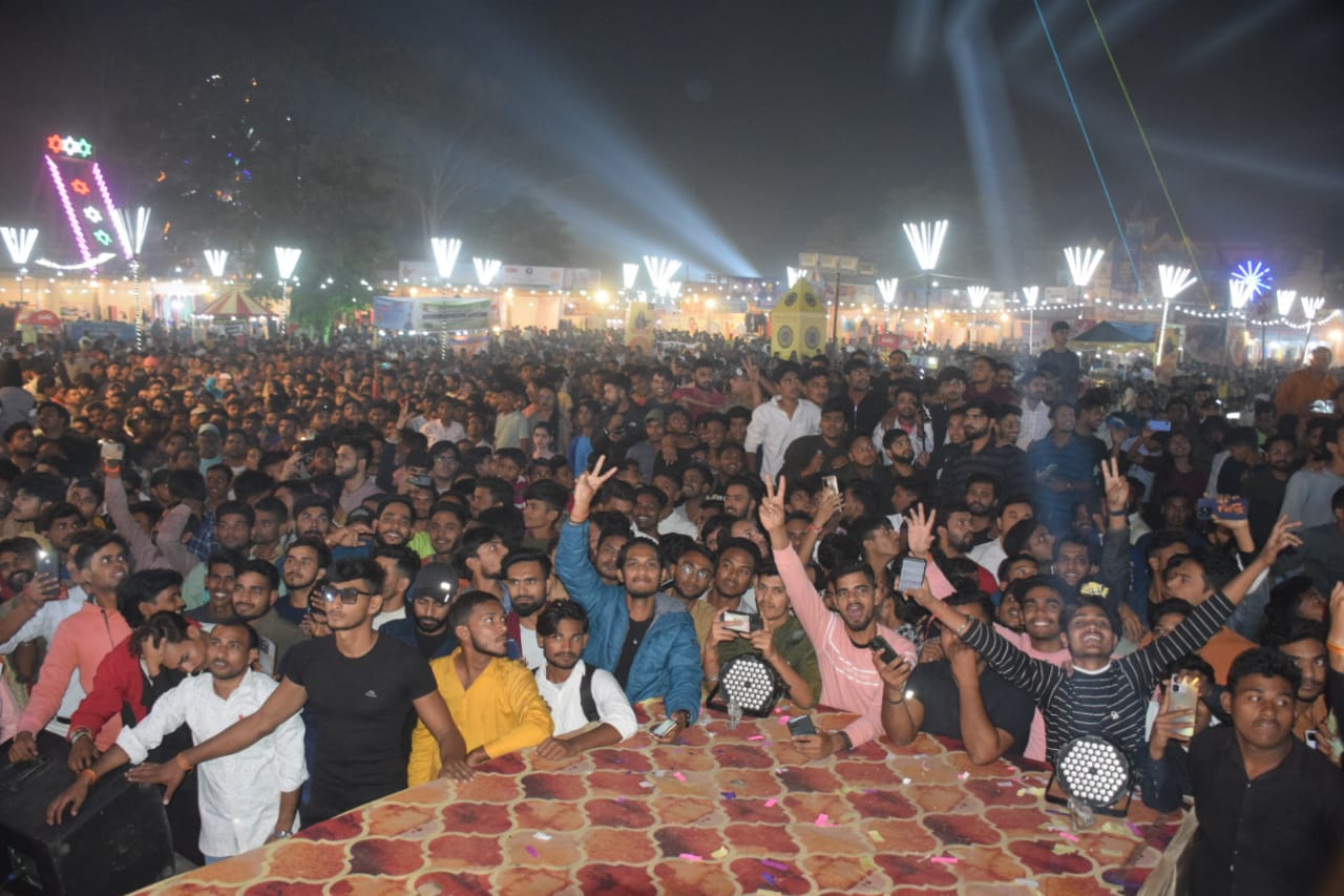 दिवाली मेला की मेला क्वीन बनी काजल अरोरा