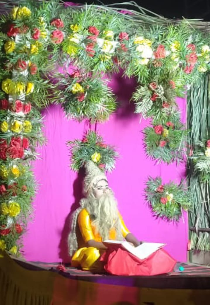 कस्बे में निकाली गई महर्षि वाल्मीकि की शोभायात्रा