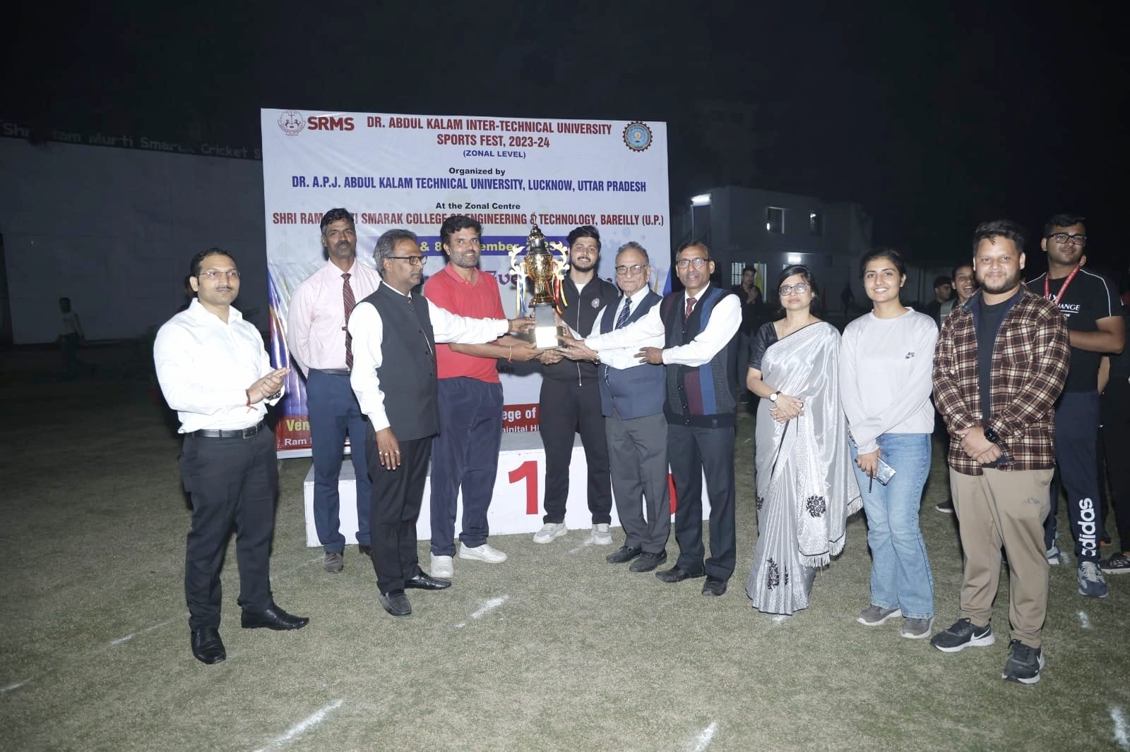 एमआईटी मुरादाबाद चैंपियन