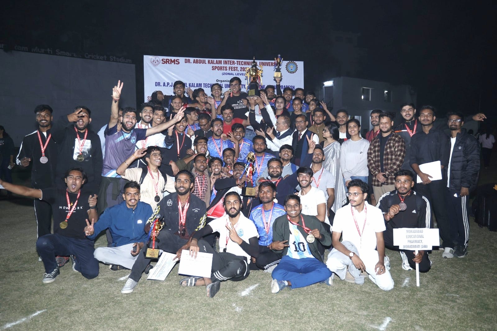 एमआईटी मुरादाबाद चैंपियन