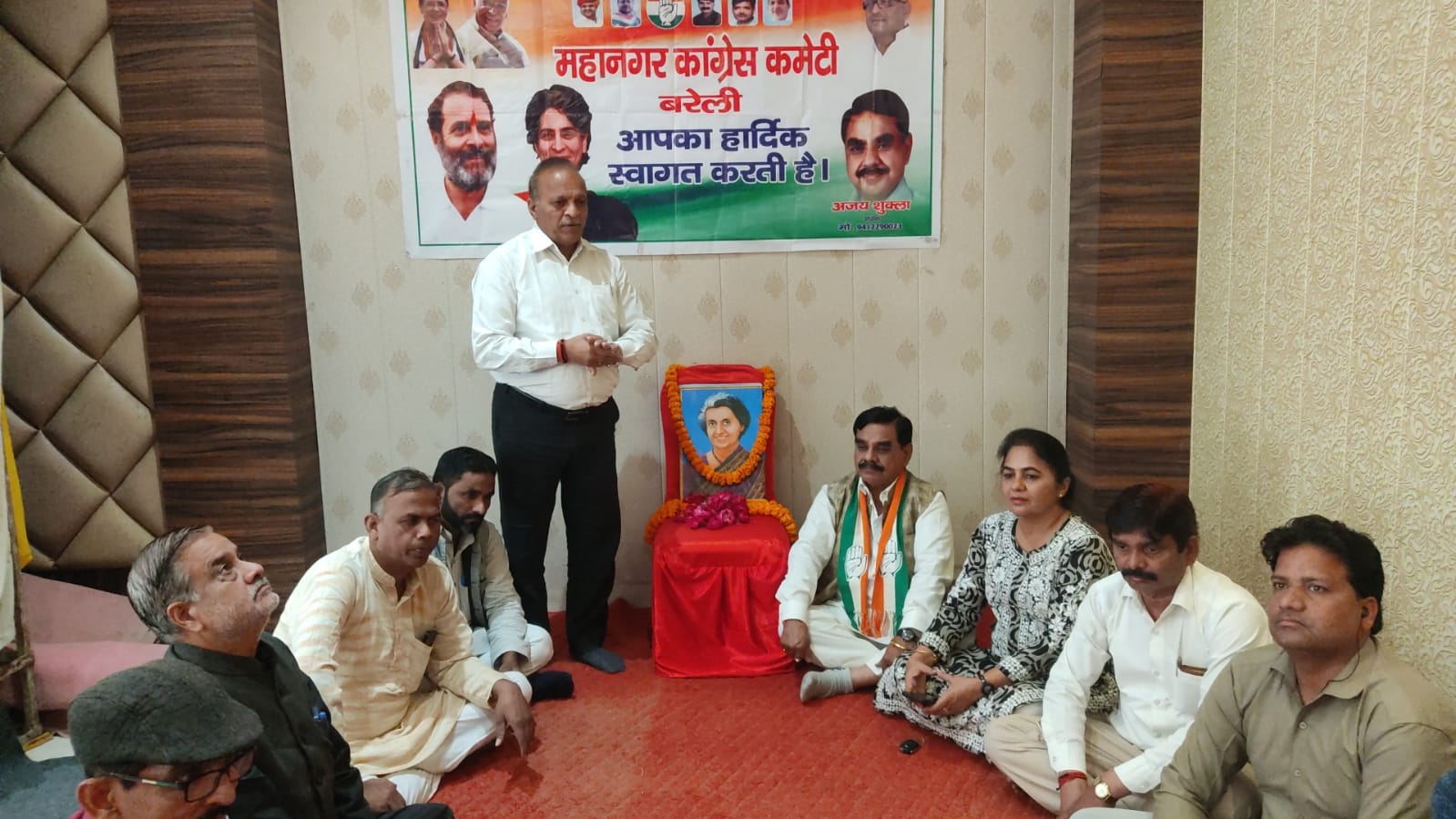 कांग्रेसियो ने पूर्व प्रधानमंत्री स्व. इंदिरा गांधी की जयंती मनाई