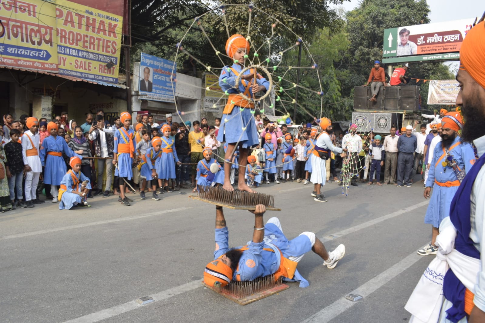गुरबाणी का कीर्तन गायन कर निकाला नगर कीर्तन संगत हुई निहाल