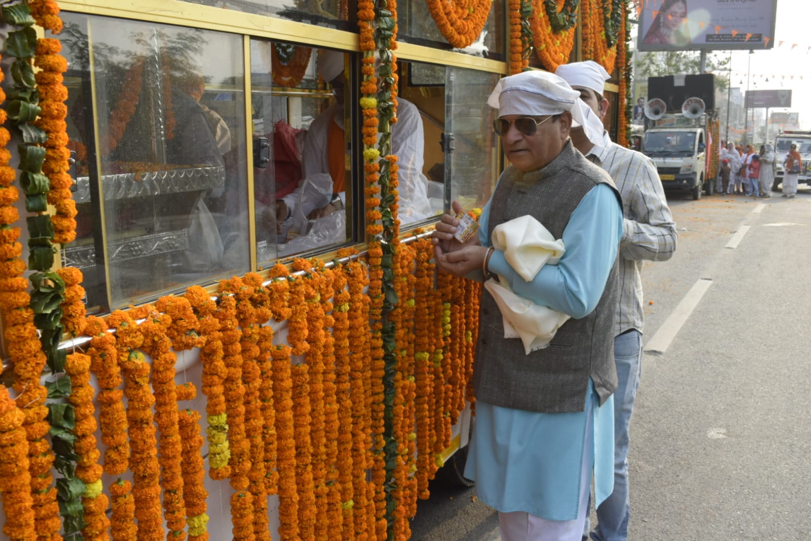 गुरबाणी का कीर्तन गायन कर निकाला नगर कीर्तन संगत हुई निहाल