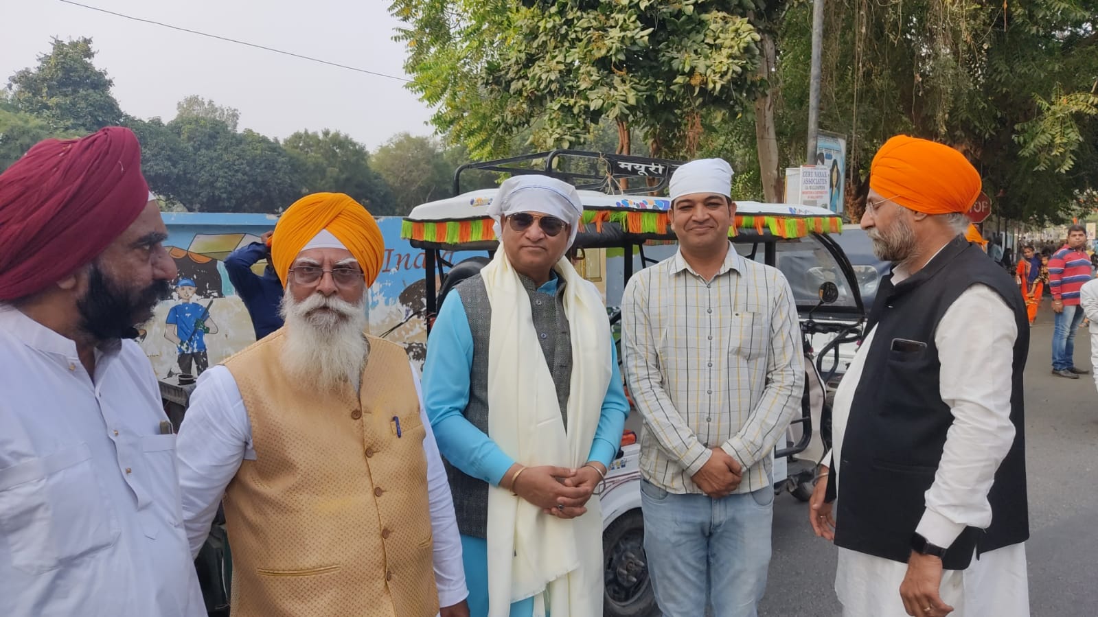 गुरबाणी का कीर्तन गायन कर निकाला नगर कीर्तन संगत हुई निहाल