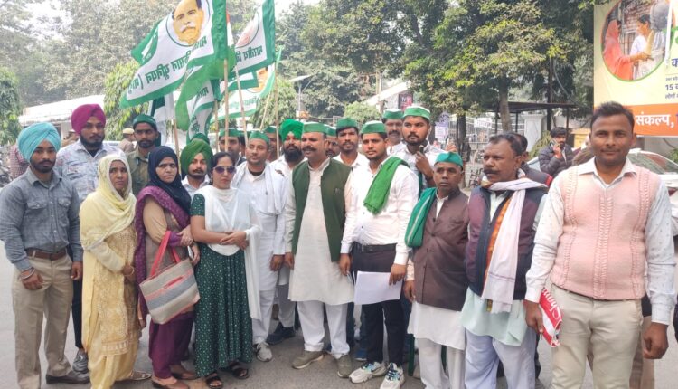 भारतीय किसान यूनियन भानु ने गन्ना का भुगतान , टोल प्लाजा पर किसानों की गाड़ी फ्री करने की मांग की