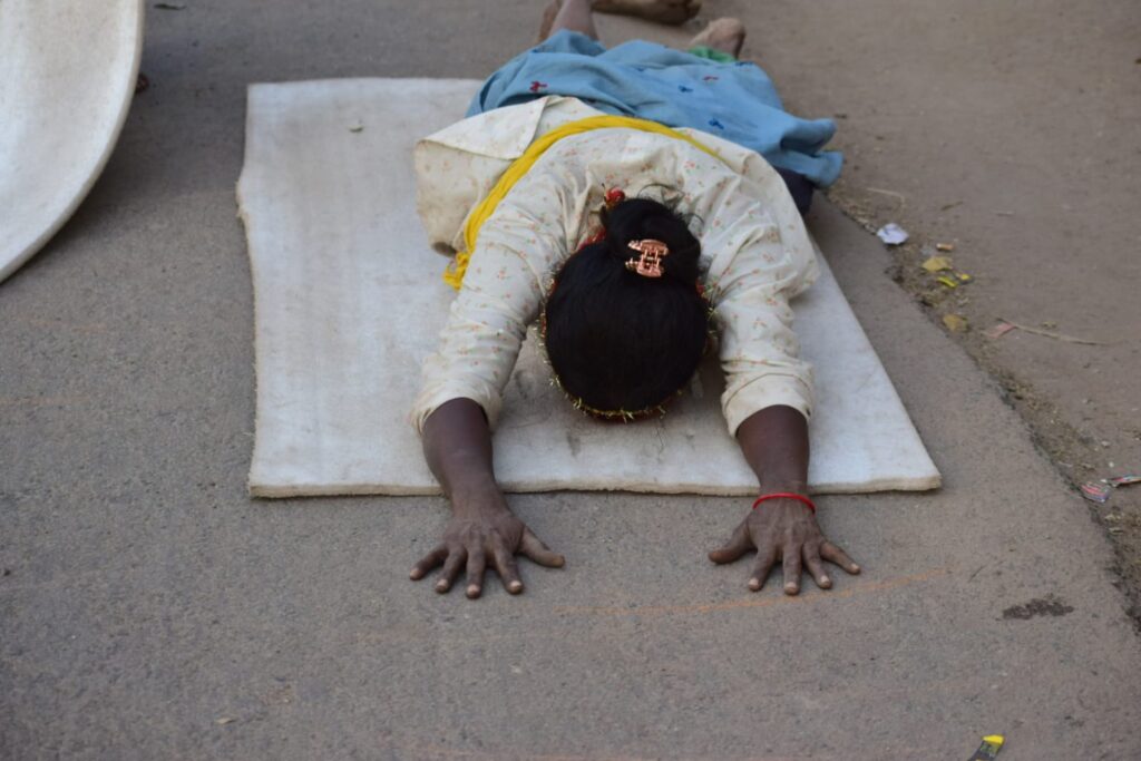 गंगा की तरह ही आप सभी को अपने मन को भी पवित्र बनाना है: करौली शंकर महादेव