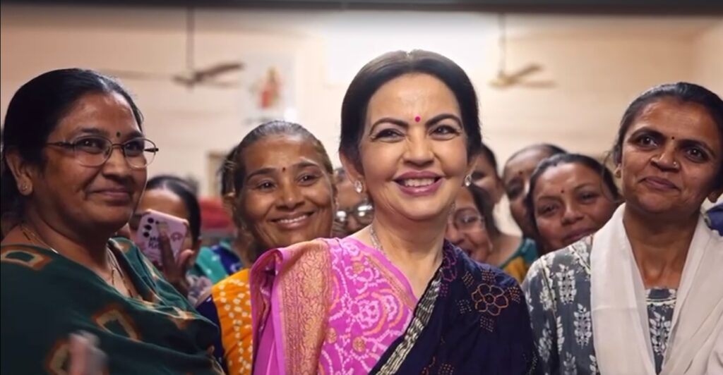 Anant Ambani and Radhika Merchant Wedding: इन गुजराती शिल्पकारों के परिधान पहनेगा कपल