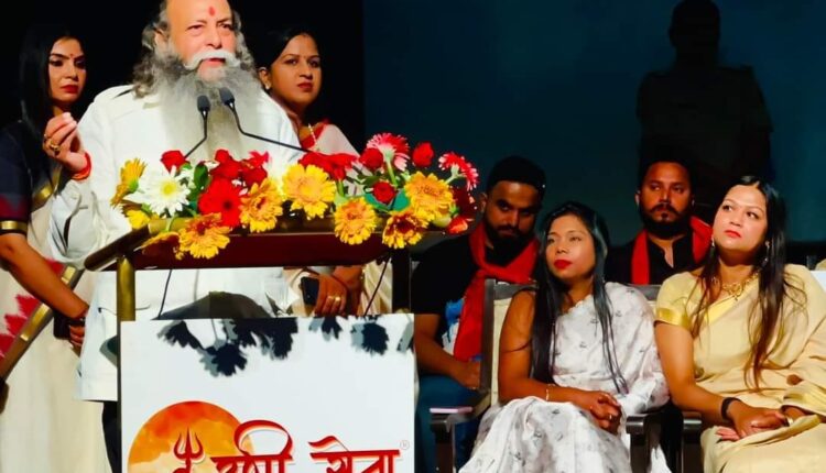 करणी सेना के युवा शक्ति सम्मेलन में राष्ट्रीय अध्यक्ष ने किया बड़ा ऐलान