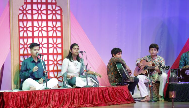 महफिल-ए-मौसिकी , गजलों ने भरी शाम में रूमानियत