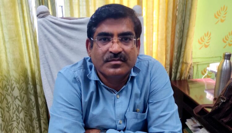 तिलहनी खेती को बढ़ावा दे रही है प्रदेश सरकार : धीरेंद्र सिंह चौधरी