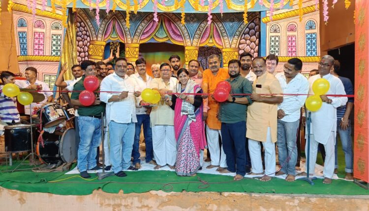 फतेहगंज पश्चिमी मेले का हुआ शुभारंभ