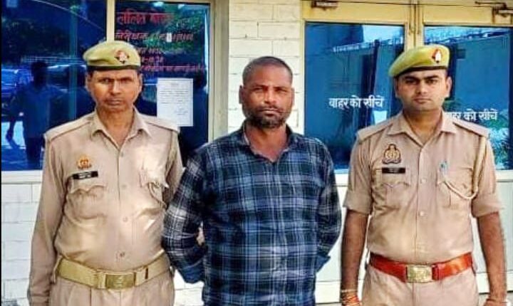 नकली सोना बेचने वाले युवक को पुलिस ने गिरफ्तार कर भेजा जेल