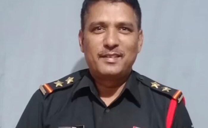 पैतृक गांव सिरसा जागीर पहुंचा जवान कमल सिंह का शव, दी गई अंतिम सलामी