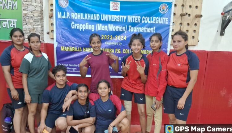 साहू रामस्वरूप महिला महाविद्यालय ने 8 स्वर्ण,5 रजत एवं एक कांस्य पदक प्राप्त किया