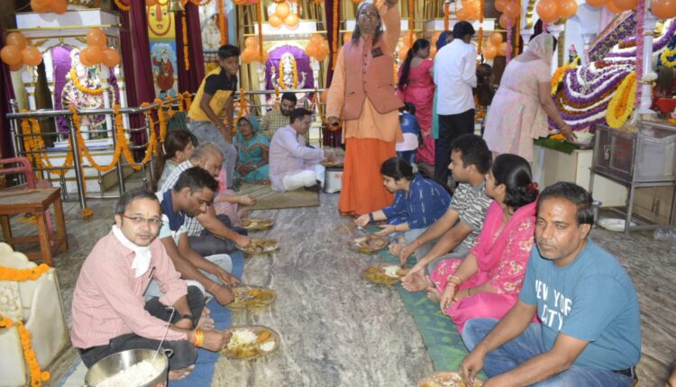 श्री शिरडी साई खाटू श्याम मंदिर में विजयदशमी पर हुआ विशाल भण्डारा