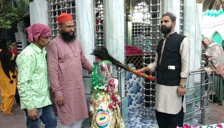 या खुदा गौस-ए-आज़म के वसीले से बीमारों को मुकम्मल शिफ़ा फरमायें