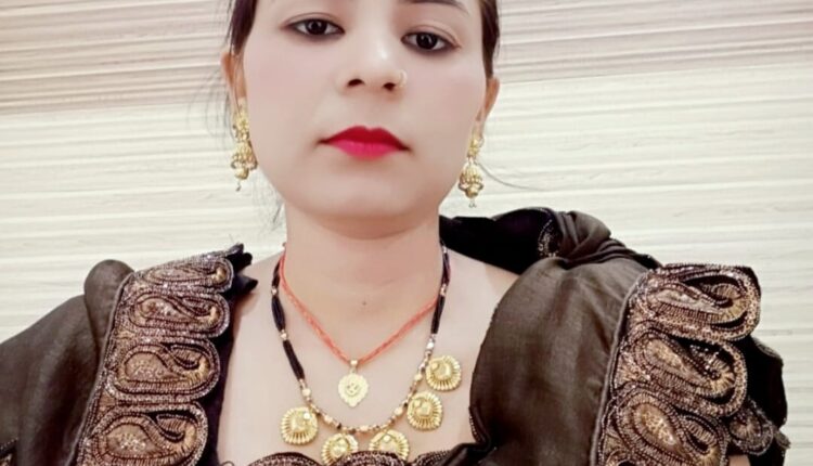 पति के अबैध सम्बन्ध विरोध करने पर गला दबाकर की विवाहित की हत्या