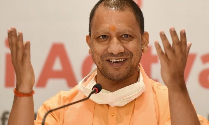 बाढ़ प्रभावित जिलों में नहीं सोया कोई भूखा, बांटे गये साढ़े चार लाख लंच पैकेट