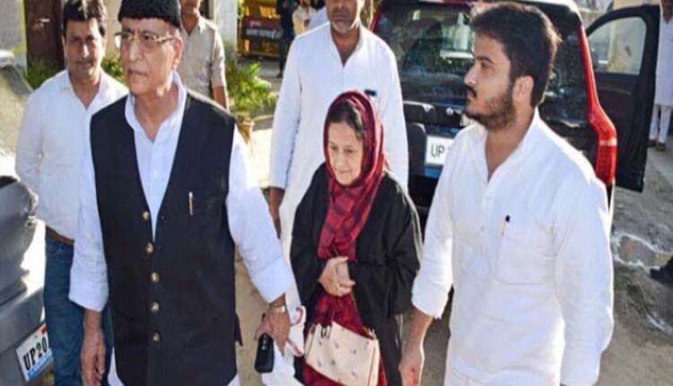 आजम खान और बेटे अब्दुल्ला आजम को सात साल की कैद, पत्‍नी को भी सजा