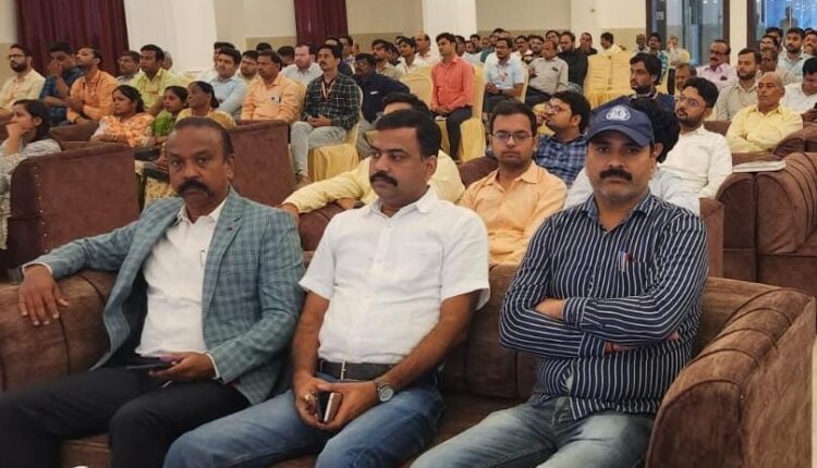 फतेहपुर: साइबर अपराध और सुरक्षा के लिए हुई कार्यशाला, किया गया जागरूक