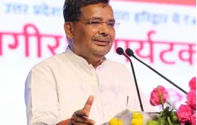 गौरवशाली इतिहास, सांस्कृतिक विरासत, लोक कला से परिचित हो रहे पर्यटकः जयवीर सिंह