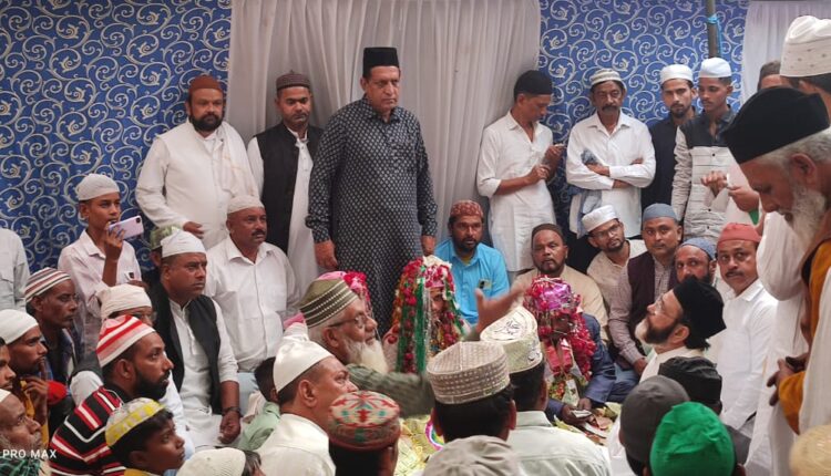 दरगाह शाहदाना वली पर 5 गरीब कन्याओं की हुई शादियां