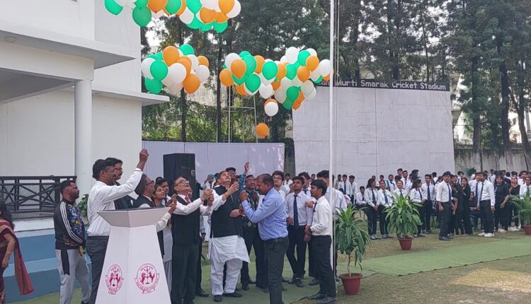 मशाल प्रज्वलित कर देव मूर्ति ने किया जोनल फेस्टिवल का उद्घाटन, दिया संदेश