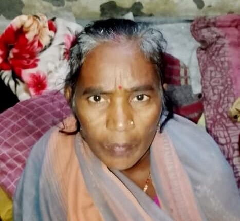 ट्रक ने मारी टक्कर महिला की मौत , एक घायल