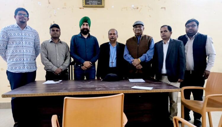 ईसाई समाज ने कब्रिस्तान की मांग की