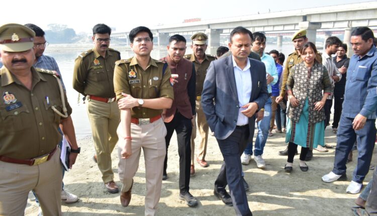 चौबारी स्थित रामगंगा स्नान घाटों एवं मेले का किया निरीक्षण