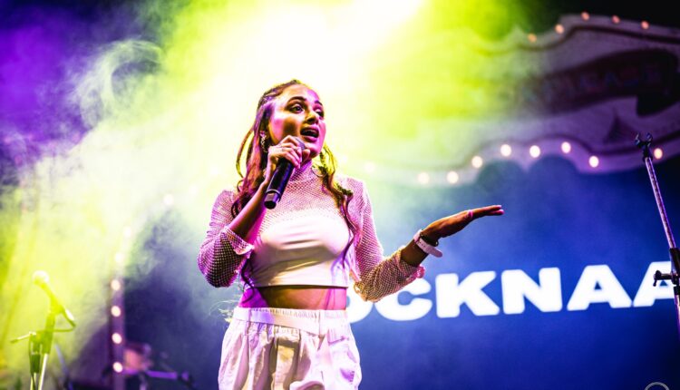 स्टार नाइट में रॉकनामा बैंड पर झूमने को हो जाएं तैयार