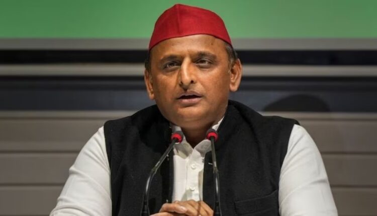 अखिलेश यादव