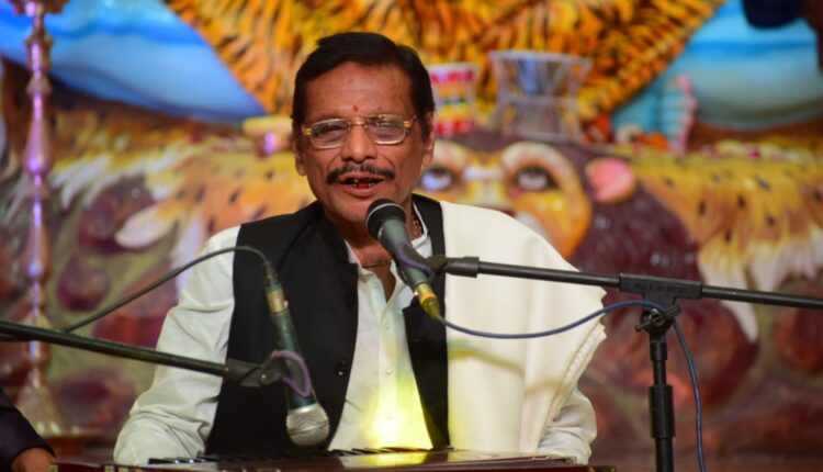 करौली शंकर महादेव धाम के पप्पू बेधड़क-सोनू महाकाल ने बाबा के चरणों में लगाई अपनी अर्जी