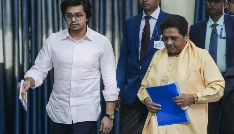 ‘हमने आपको रोज़गार के लिए चुना था, राशन के लिए नहीं’