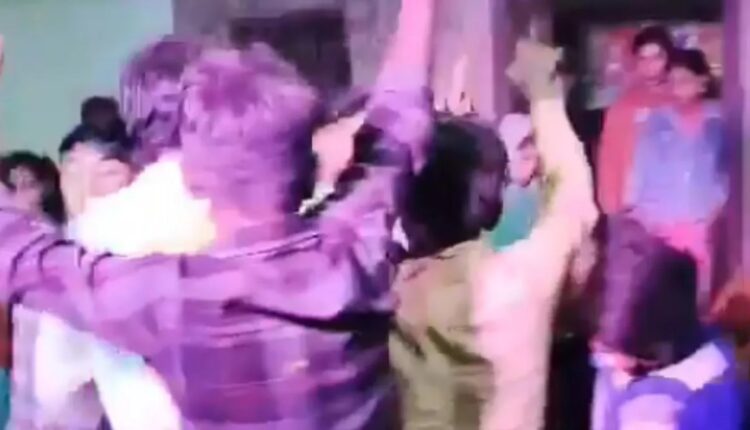 Video: नाचते हुए 15 साल के लड़के को आया हार्ट अटैक, मौत